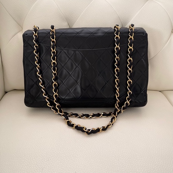 ⭕️SOLD⭕️Chanel maxi flap bag - Picture 2 of 9